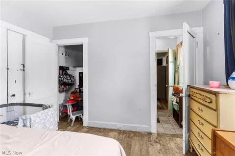 Bedroom - 464 Elm St, Struthers, OH 44471 photo 5 of 5