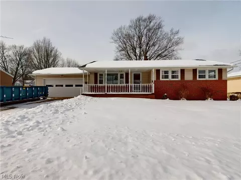 231 Cedar St N, East Canton, OH 44730