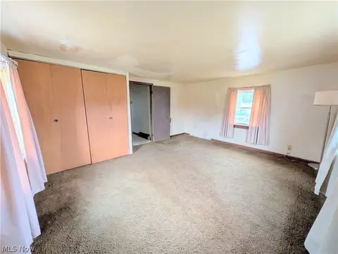 2000 Stake Dr, Green, OH 44232 photo 13