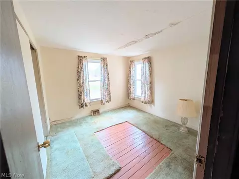 2000 Stake Dr, Green, OH 44232 photo 14