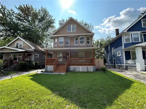 1442 E 133rd St, East Cleveland, OH 44112