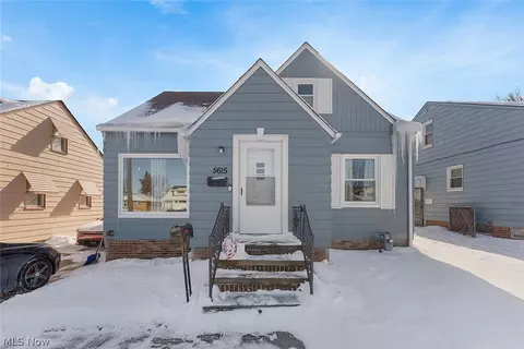 5615 Snow Rd, Parma, OH 44129