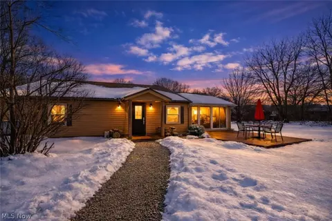 3085 Daisy Ave, Akron, OH 44319