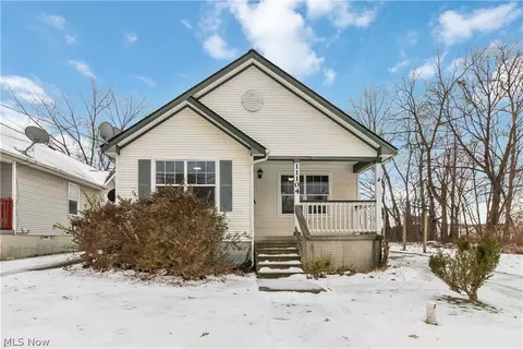 11104 Mount Carmel Rd, Cleveland, OH 44104