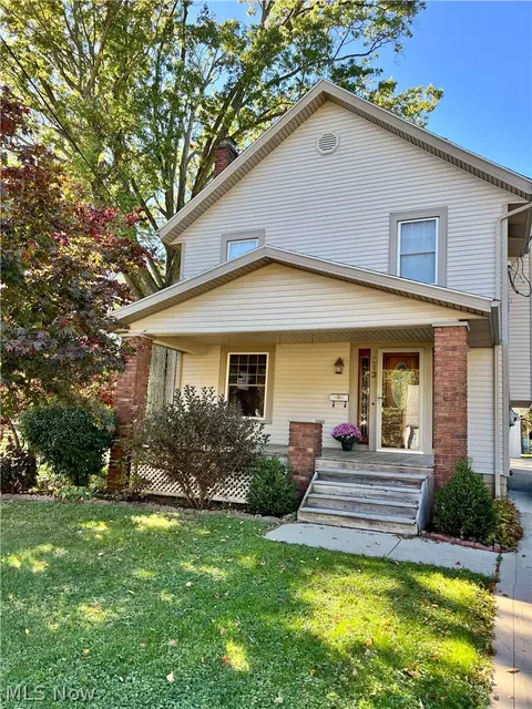 213 Genoa Ave SW, Massillon, OH 44646