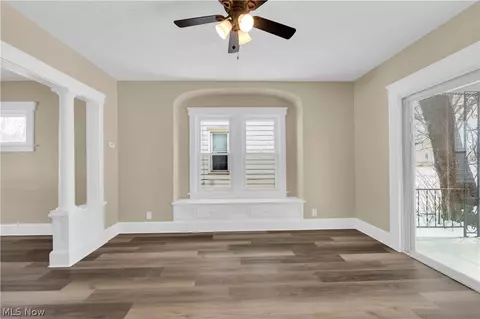 Living - 508 12th St, Elyria, OH 44035 photo 6 of 6