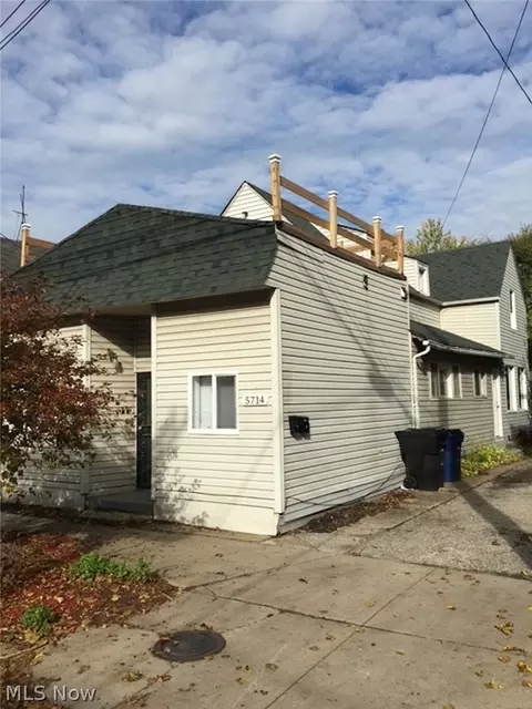 5714 Bridge Ave, Cleveland, OH 44102