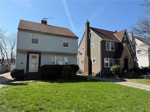 2316 Scholl Rd, University Heights, OH 44118