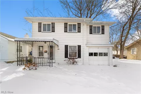 170 E 220th St, Euclid, OH 44123