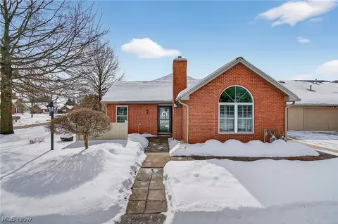161 Beau Chemin Ave, Louisville, OH 44641