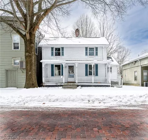 703 6th St, Marietta, OH 45750