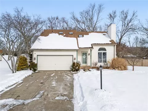 3619 Bunker Hill St NW, Massillon, OH 44646
