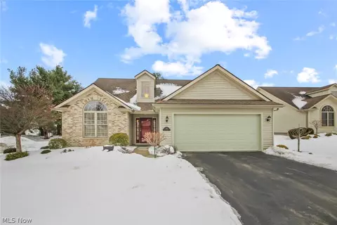 1186 Orchard Bend Dr, Salem, OH 44460