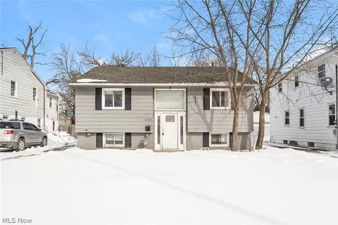 1604 W 23rd St, Lorain, OH 44052