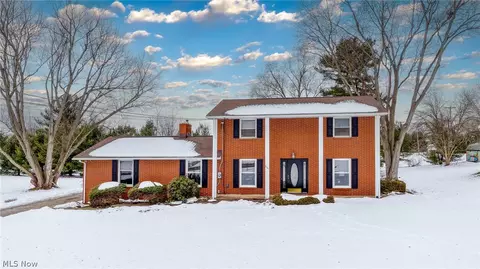 2353 Longlynn St SW, Massillon, OH 44646