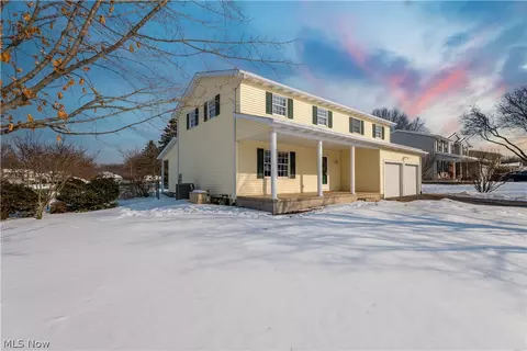 6268 Boatman Dr NW, Canal Fulton, OH 44614