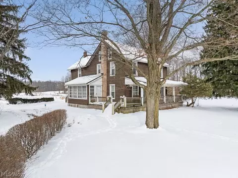 Exterior - 18262 W Pine Lake Rd, Beloit, OH 44609 photo 2 of 5