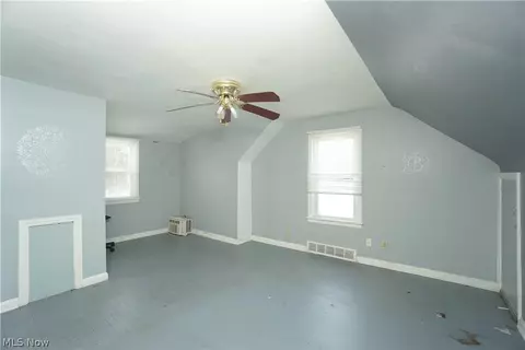 Bedroom - 86 Terrace Dr, Boardman, OH 44512 photo 7 of 10