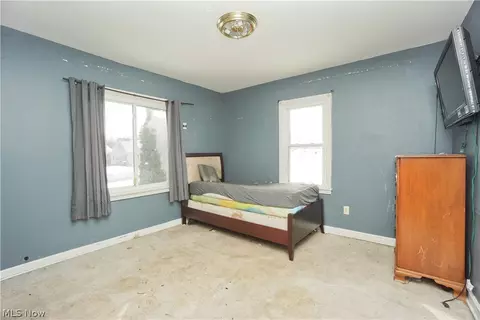 Bedroom - 86 Terrace Dr, Boardman, OH 44512 photo 2 of 10