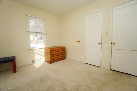 Bedroom - 86 Terrace Dr, Boardman, OH 44512 photo 5 of 10