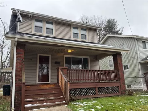 379 Noble Ave, Akron, OH 44320