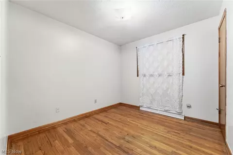 Bedroom - 337 33rd St SW, Canton, OH 44706 photo 5 of 6