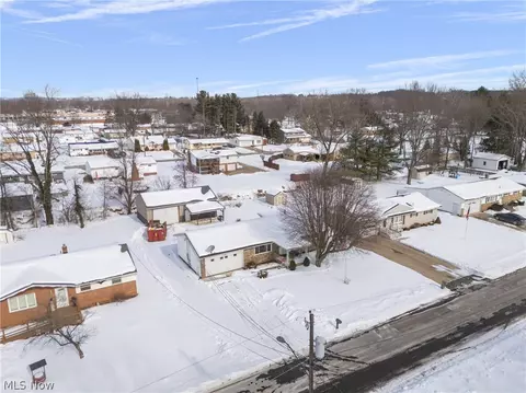View/Area - 337 33rd St SW, Canton, OH 44706 photo 2 of 7