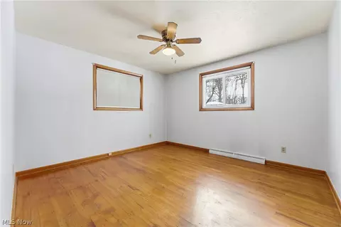 Bedroom - 337 33rd St SW, Canton, OH 44706 photo 1 of 6