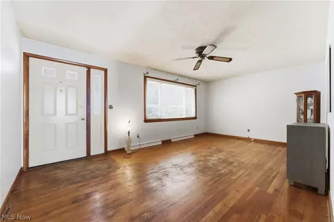 Living - 337 33rd St SW, Canton, OH 44706 photo 1 of 3
