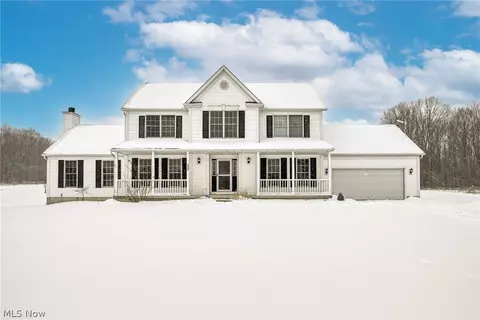 9737 Stanley Rd, Garrettsville, OH 44231