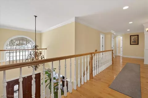 Entry Way - 11355 Beechnut Ln, Chardon, OH 44024 photo 7 of 8