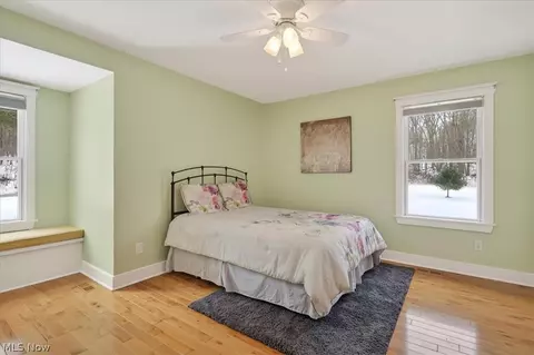 Bedroom - 11355 Beechnut Ln, Chardon, OH 44024 photo 4 of 5