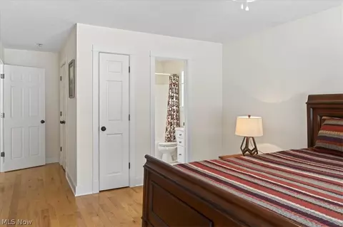 Bedroom - 11355 Beechnut Ln, Chardon, OH 44024 photo 2 of 5