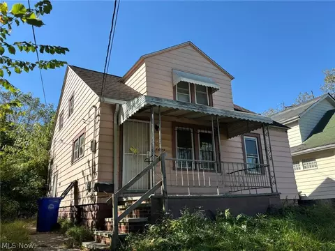 4678 E 147th St, Cleveland, OH 44128