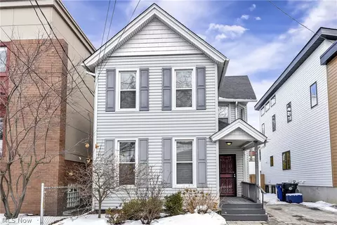 2155 W 28th St, Cleveland, OH 44113