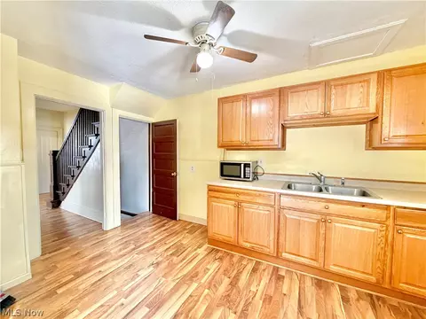1794 E 33rd St, Lorain, OH 44055 photo 7