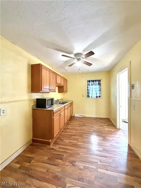 1794 E 33rd St, Lorain, OH 44055 photo 8