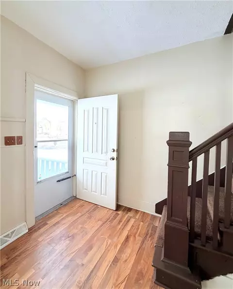 1794 E 33rd St, Lorain, OH 44055 photo 5