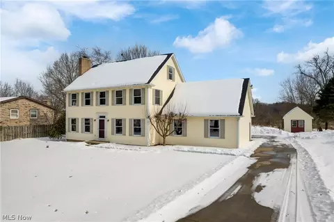 12224 Hoover Ave NW, Uniontown, OH 44685