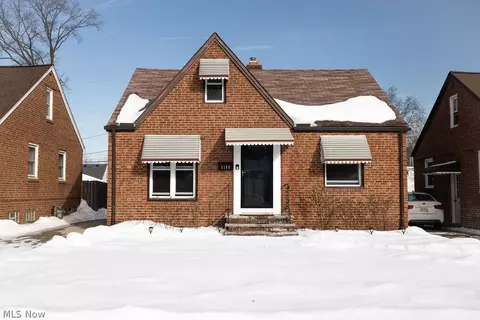 3106 Grovewood Ave, Parma, OH 44134
