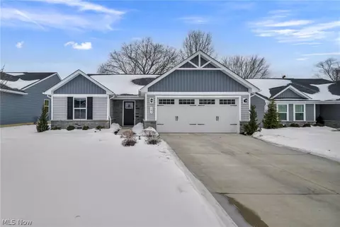 141 W Spring Dr, Elyria, OH 44035