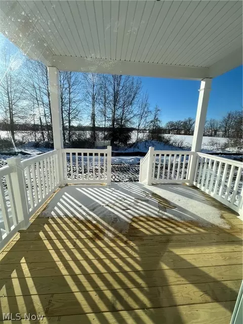 437 Pheasant Run, Elyria, OH 44035 photo 4