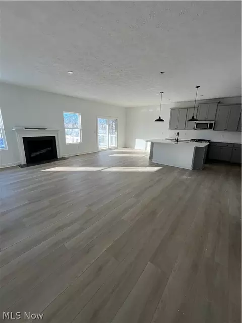 437 Pheasant Run, Elyria, OH 44035 photo 3