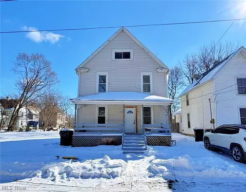 127 Cascade St, Elyria, OH 44035