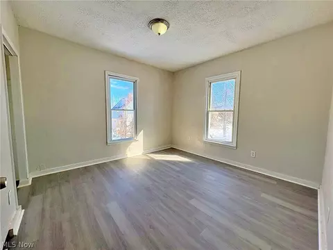 127 Cascade St, Elyria, OH 44035 photo 11