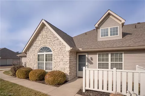 1377 Tylers Mill Ln NE, Massillon, OH 44646