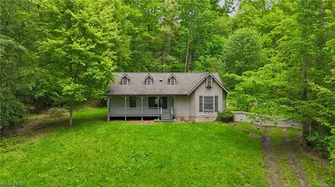 48276 Dyke Rd, Negley, OH 44441