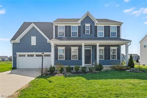9254 Winfield Ln, North Ridgeville, OH 44039