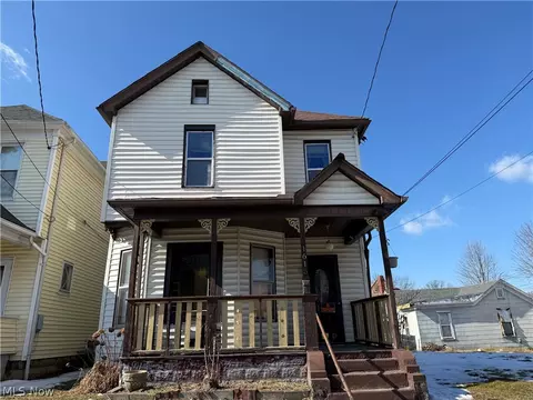 1615 Beaver St, Parkersburg, WV 26101