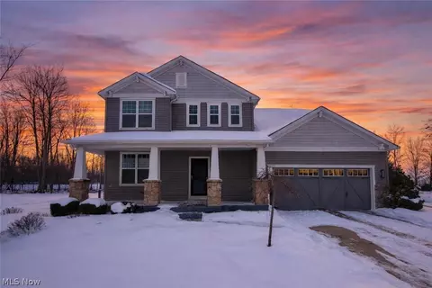 18764 Ledgestone Dr, Strongsville, OH 44149